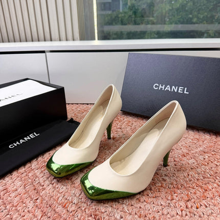 CHANEL 26S SQUARE TOE HIGH HEELS IN WHITE LAMBSKIN WITH GREEN TOE