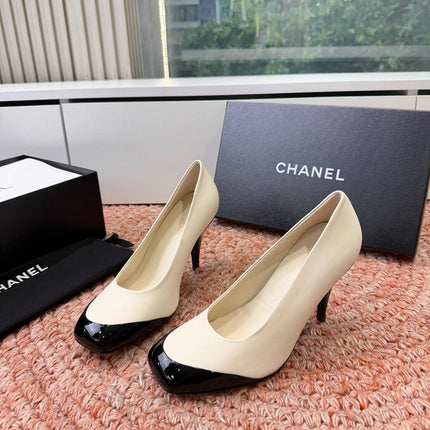 CHANEL 26S SQUARE TOE HIGH HEELS IN WHITE LAMBSKIN WITH BLACK TOE