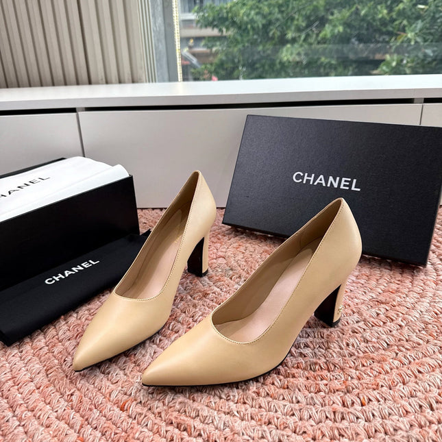CHANEL 26S HIGH HEELS IN BEIGE SMOOTH LAMBSKIN