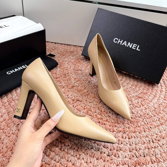 CHANEL 26S HIGH HEELS IN BEIGE SMOOTH LAMBSKIN