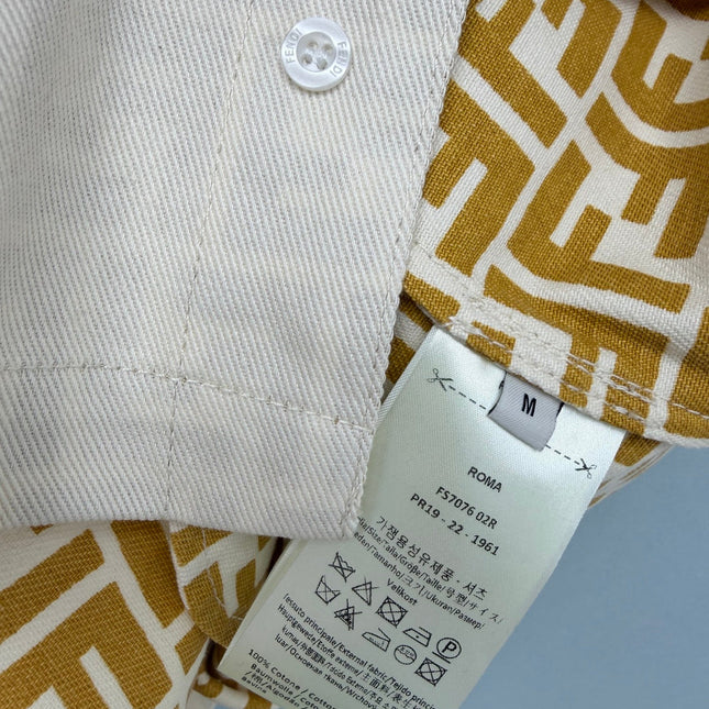 FENDI 26S SHORT-SLEEVE COLLARED DRESS 437