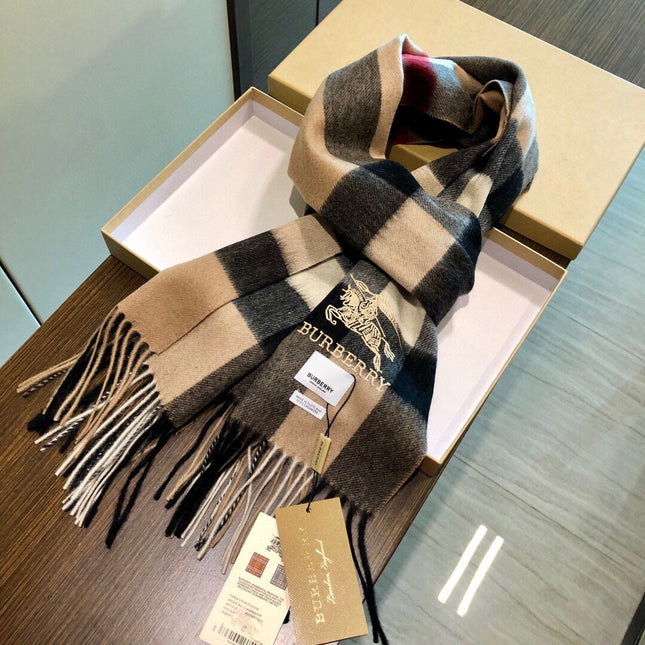BURBERRY 26S SCARF 180CM IN CASHMERE 156981