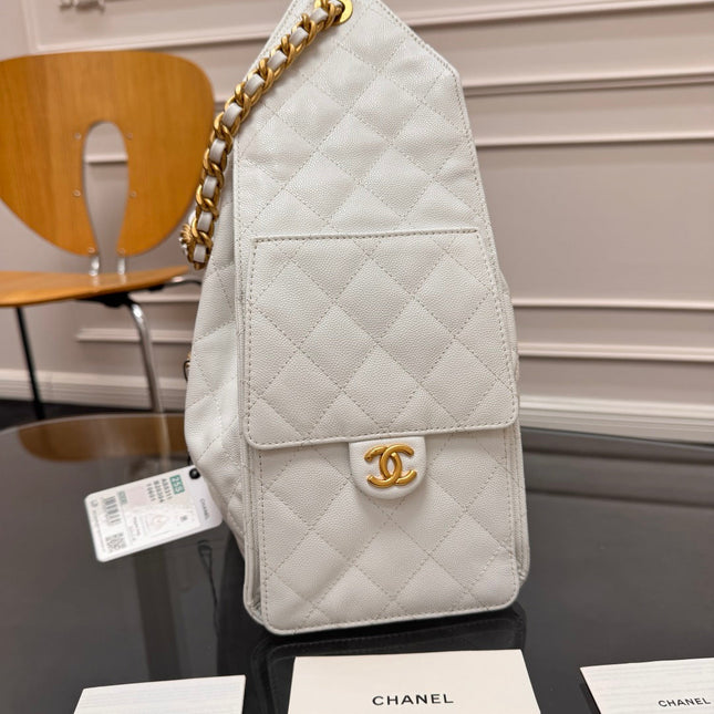 CHANEL 25S HOBO BAG 40 IN WHITE CAVIAR WITH GOLD HARDWARE