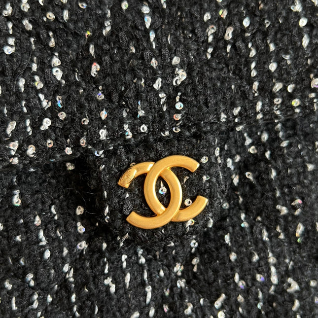 CHANEL 25S HOBO BAG 40 IN BLACK TWEED WITH GOLD HARDWARE
