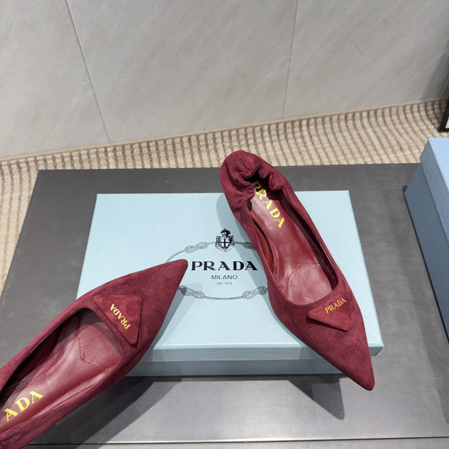 PRADA 26S PUMPS 55MM IN DARK RED SUEDE WITH LOGO