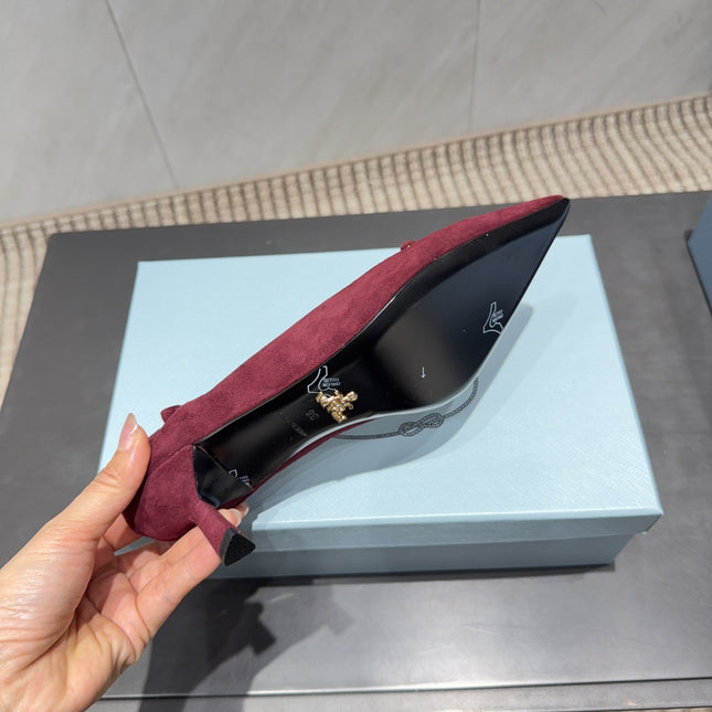 PRADA 26S PUMPS 55MM IN DARK RED SUEDE WITH LOGO