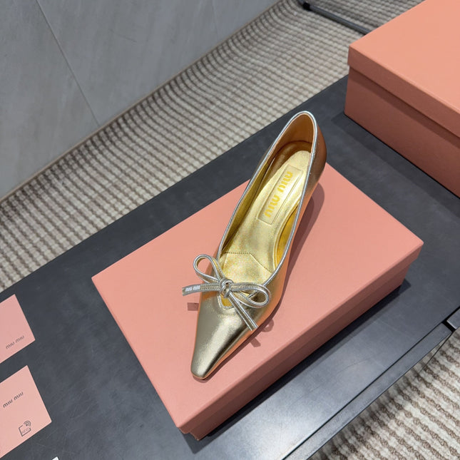 MIUMIU 26S POINTED TOE PUMPS 55MM IN GOLD CALFSKIN WITH BOW
