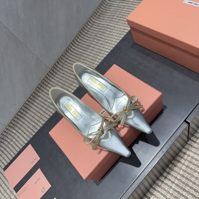 MIUMIU 26S POINTED TOE PUMPS 55MM IN SILVER CALFSKIN WITH BOW