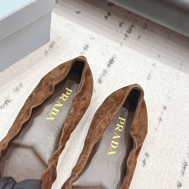 PRADA 26S ROUND TOE FLATS WITH BOW IN DARK BROWN SUEDE
