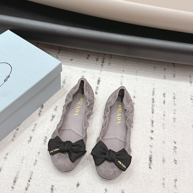 PRADA 26S ROUND TOE FLATS WITH BOW IN TAUPE BROWN SUEDE