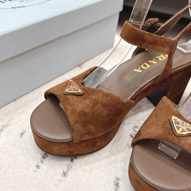 PRADA 26S HEELED SANDALS 75MM IN CARAMEL BROWN SUEDE WITH LOGO
