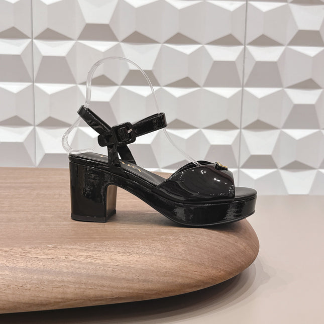 PRADA 26S HEELED SANDALS 75MM IN BLACK PATENT CALFSKIN WITH LOGO