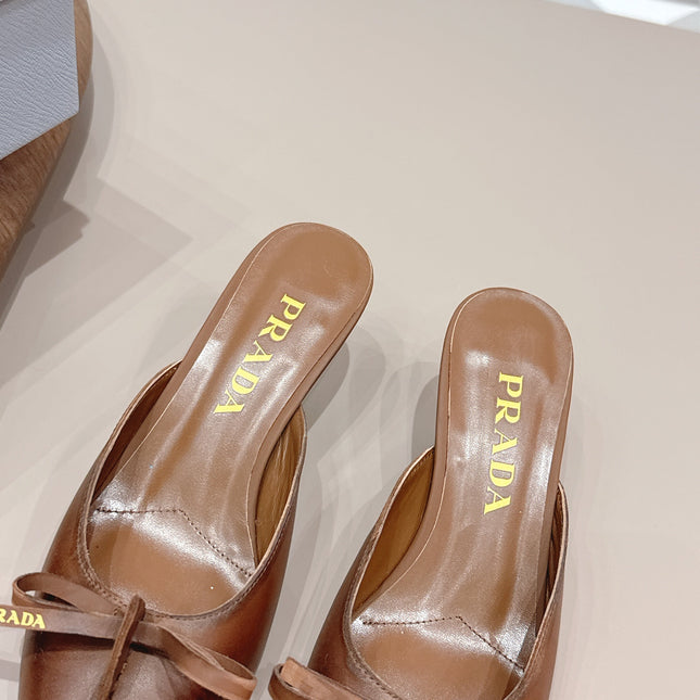 PRADA 26S POINTED TOE LACE TRIM MULES 55MM IN BROWN CALFSKIN WITH BOW