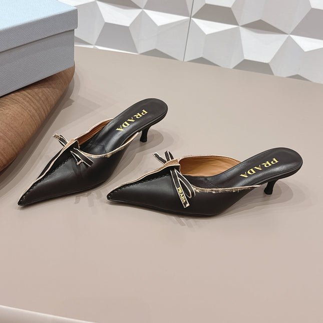 PRADA 26S POINTED TOE LACE TRIM MULES 55MM IN BLACK CALFSKIN WITH BOW