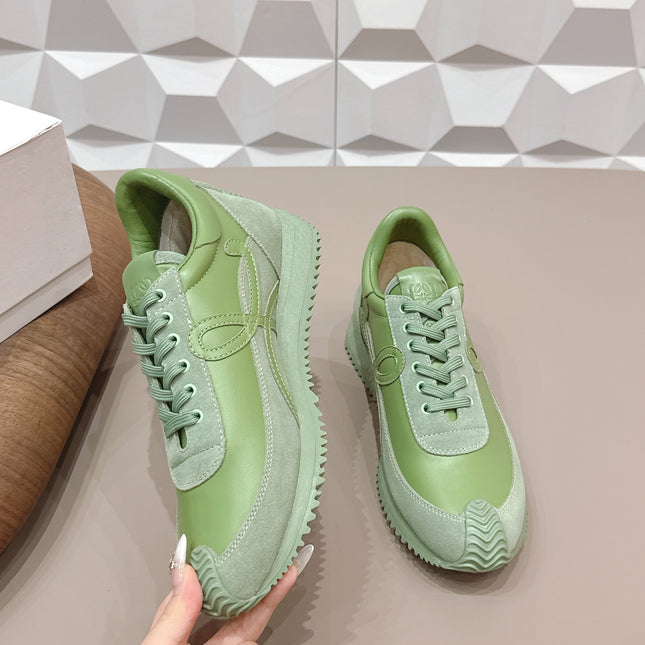 LOEWE 26S FLOW RUNNER SNEAKER IN OLIVE GREEN CALFSKIN AND SUEDE