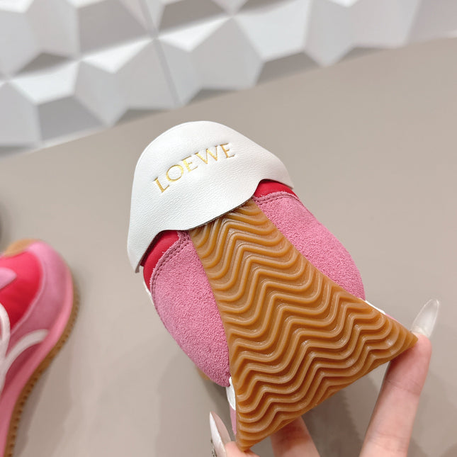 LOEWE 26S FLOW RUNNER SNEAKER IN DUSTY PINK SUEDE AND WHITE CALFSKIN
