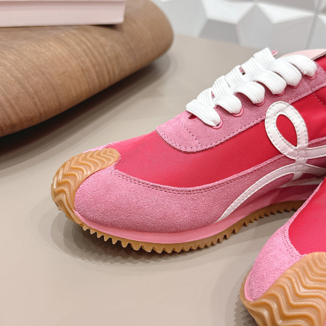 LOEWE 26S FLOW RUNNER SNEAKER IN DUSTY PINK SUEDE AND WHITE CALFSKIN