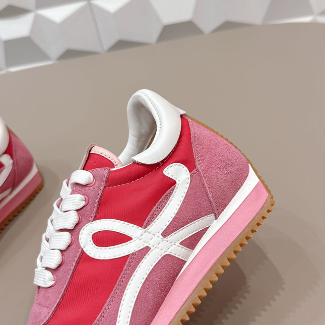 LOEWE 26S FLOW RUNNER SNEAKER IN DUSTY PINK SUEDE AND WHITE CALFSKIN