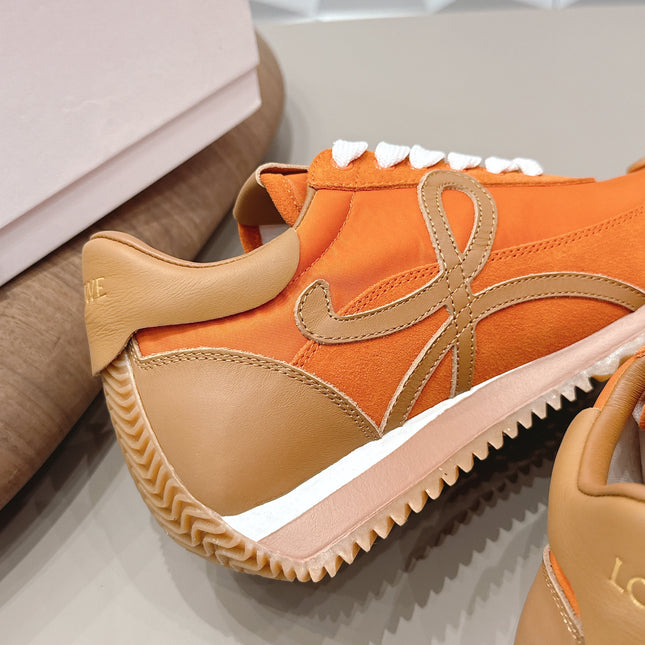 LOEWE 26S FLOW RUNNER SNEAKER IN ORANGE SUEDE AND BROWN CALFSKIN