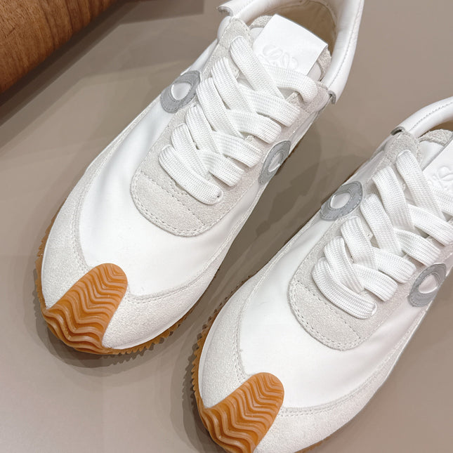 LOEWE 26S FLOW RUNNER SNEAKER IN LIGHT GRAY SUEDE AND WHITE CALFSKIN