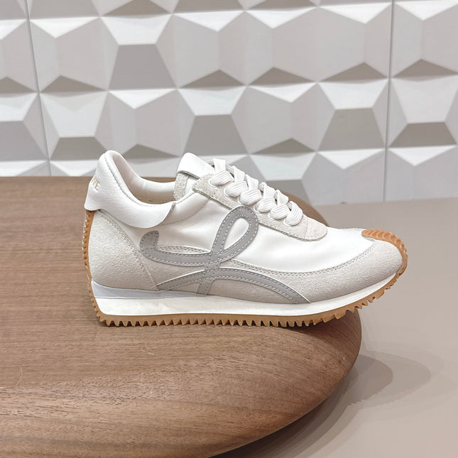 LOEWE 26S FLOW RUNNER SNEAKER IN LIGHT GRAY SUEDE AND WHITE CALFSKIN