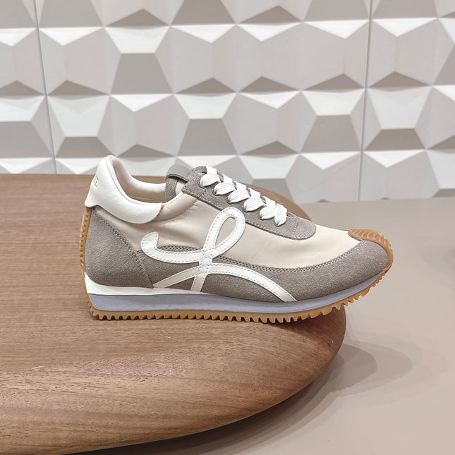 LOEWE 26S FLOW RUNNER SNEAKER IN DARK GRAY SUEDE AND WHITE CALFSKIN