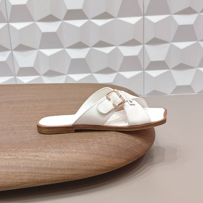 CHLOÉ 26S SANDALS IN WHITE CALFSKIN