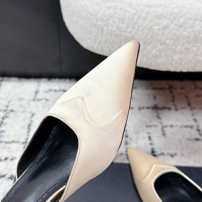 ALAIA 26S HEELED MULES 65 MM IN IVORY BEIGE SATIN