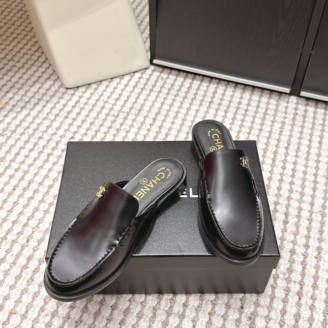 CHANEL 26S LOAFER MULES IN BLACK CALFSKIN