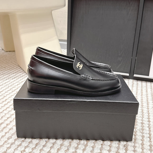 CHANEL 26S LOAFERS IN BLACK CALFSKIN