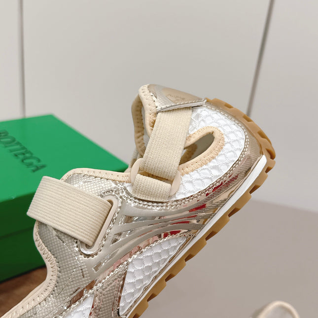 BOTTEGA VENETA 26S ORBIT FLASH MARY JANE IN BEIGE AND WHITE BREATHABLE MESH