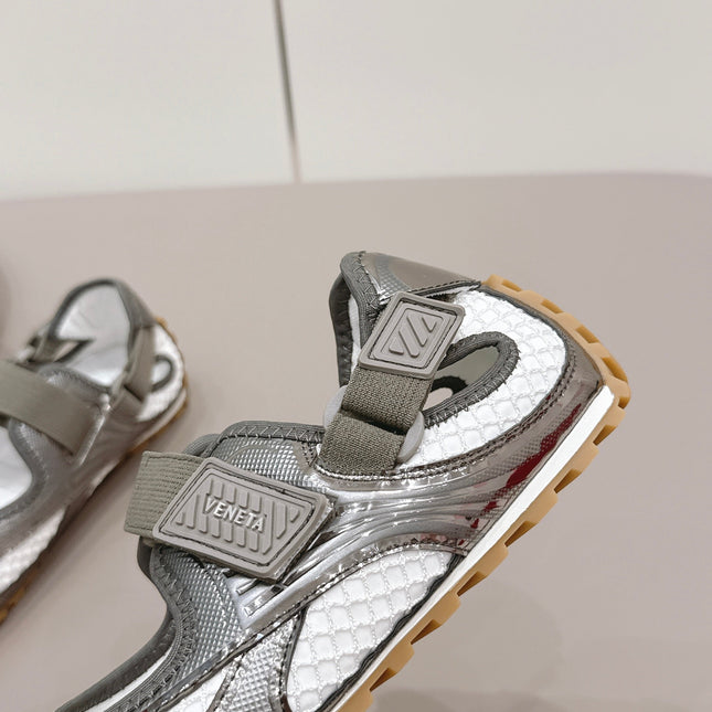 BOTTEGA VENETA 26S ORBIT FLASH MARY JANE IN GREY AND WHITE BREATHABLE MESH