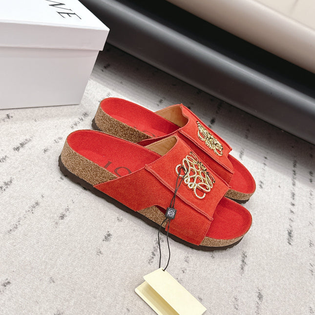 LOEWE 26S FLAT SANDALS IN RED LOGO GOLD HARDWARE