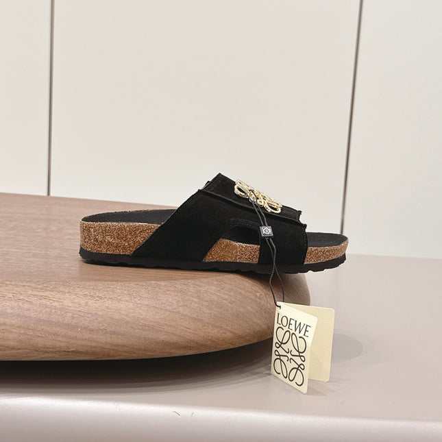 LOEWE 26S FLAT SANDALS IN BLACK LOGO GOLD HARDWARE