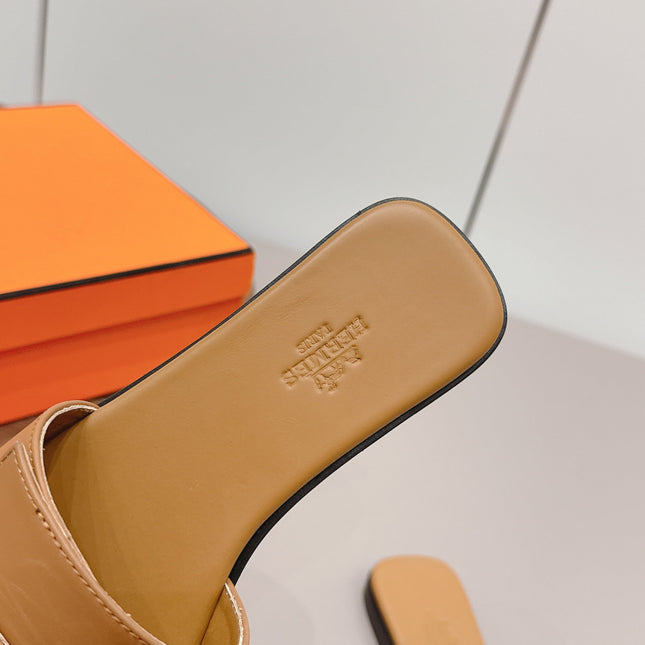 HM 26S GIULIA SANDAL IN TAN BROWN CALFSKIN SILVER HARDWARE