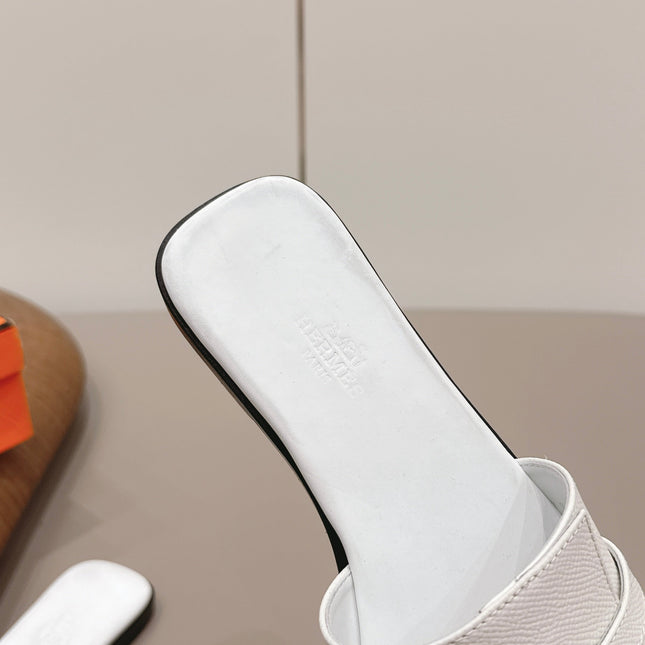 HM 26S GIULIA SANDAL IN WHITE EPSOM CALFSKIN SILVER HARDWARE