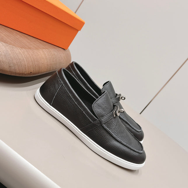 HM 26S KELLY PARIS LOAFERS IN BLACK CALFSKIN SILVER HARDWARE