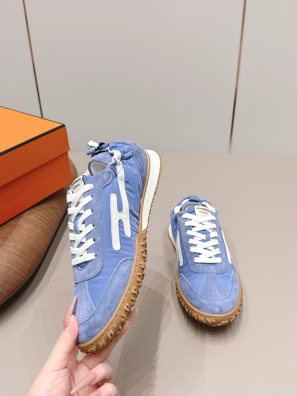HM 26S BOUNCING SNEAKERS IN BLUE NYLON AND SUEDE