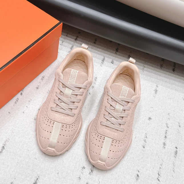 HM 26S TRAIL SNEAKERS IN LIGHT PINK PERFORATED SUEDE