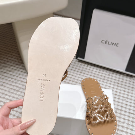 LOEWE 26S PETAL ANAGRAM SLIDE IN TAN BROWN CALFSKIN WITH STUDS