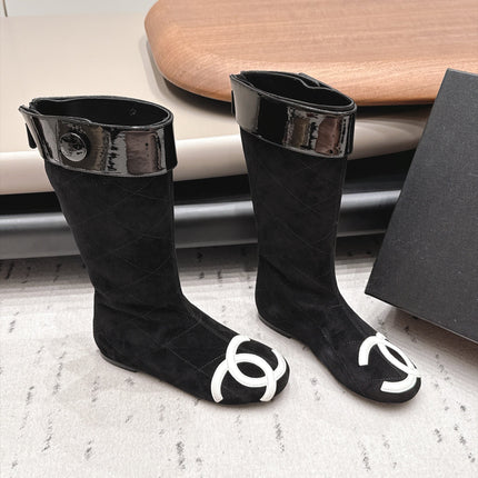 CHANEL 26S KNEE HIGH BOOTS IN BLACK SUEDE AND PATENT CUFF