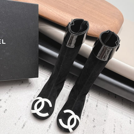 CHANEL 26S KNEE HIGH BOOTS IN BLACK SUEDE AND PATENT CUFF