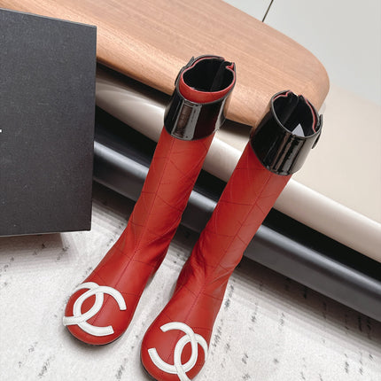 CHANEL 26S KNEE HIGH BOOTS IN RED QUILTED CALFSKIN AND BLACK PATENT CUFF