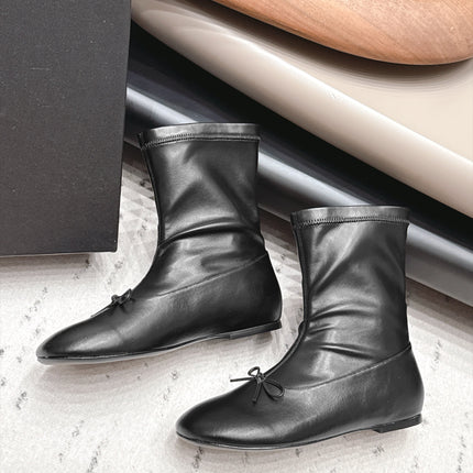 CHANEL 26S ANKLE BOOTS IN BLACK CALFSKIN LACE UP FRONT