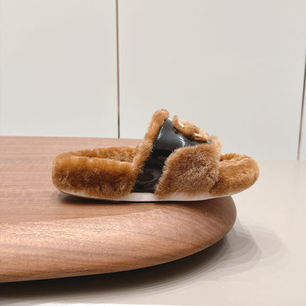 CHANEL 26S SLIDE SANDALS IN BROWN SHEARLING AND BLACK STRAP