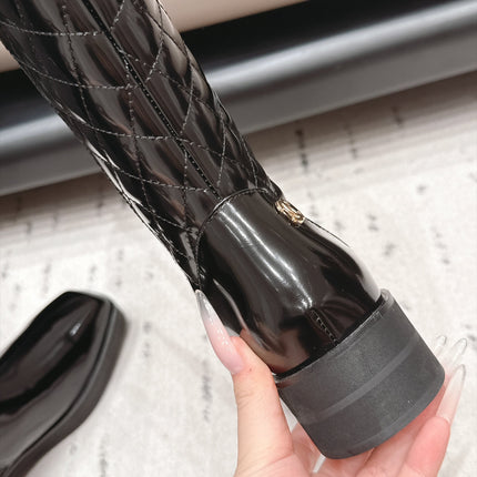 CHANEL 26S KNEE HIGH BOOTS 40MM IN BLACK CALFSKIN PATENT AND QUILTED