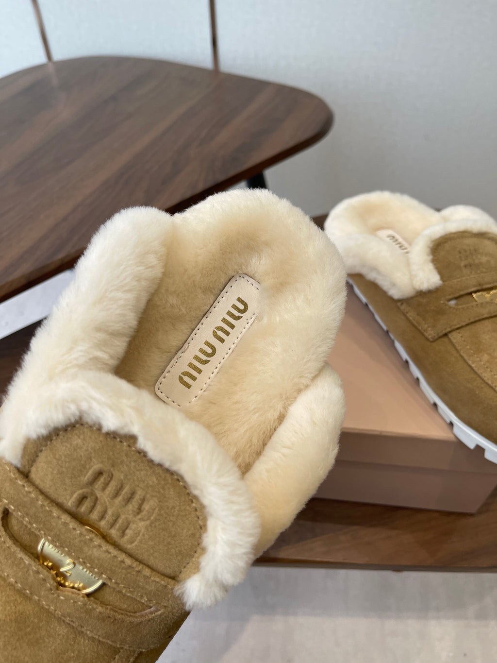 MIUMIU 25S MULES SLIPPERS SHEEPWOOL IN BROWN SUEDE