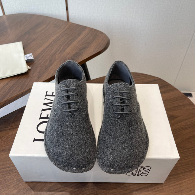 LOEWE 26S FOLIO DERBY SHOES IN DARK GRAY SUEDE