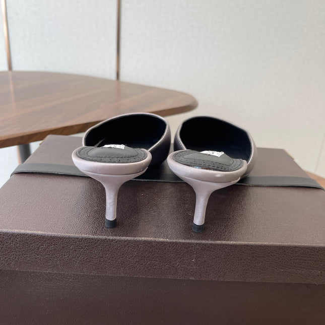 ALAIA 26S HEELED MULES 50 MM IN LAVENDER GREY FABRIC