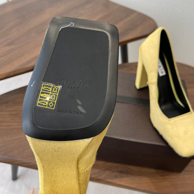 ALAIA 26S SQUARE-TOE HIGH HEELS 95 MM IN YELLOW PONY HAIR
